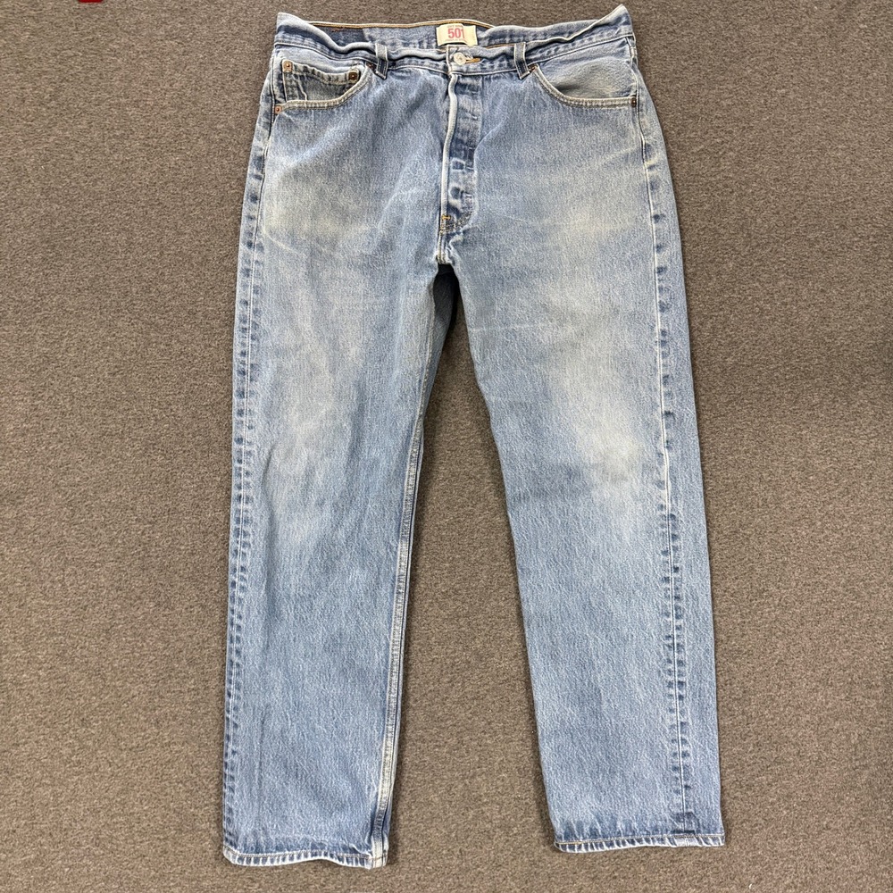 Vintage Levis 501 Straight Leg Jeans Mens 38x34 Blue Good Light Wash Button Fly